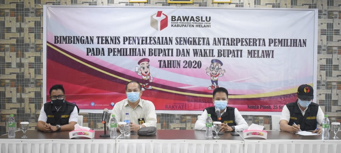 BAWASLU MELAWI GELAR BIMTEK PENYELESAIAN SENGKETA ANTARPESERTA KEPADA PANWASLU KECAMATAN SE-KAB MELAWI