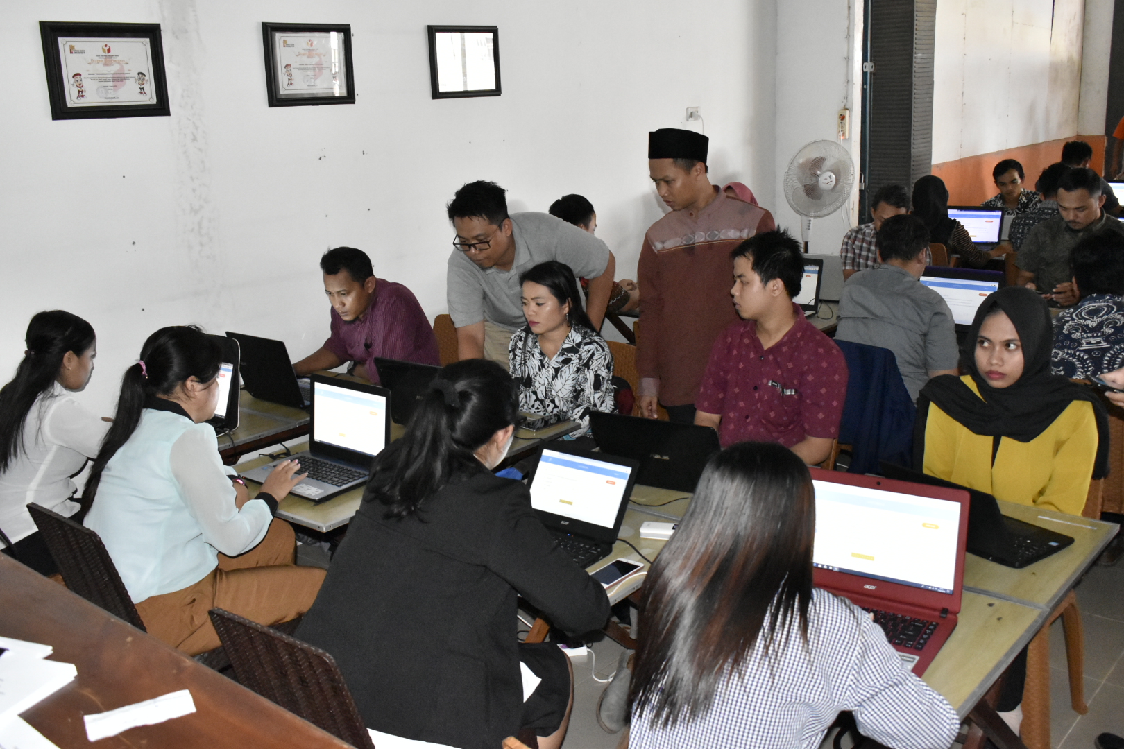 PELAKSANAAN TES SOCRATIVE PPNPNS DI BAWASLU KABUPATEN MELAWI