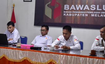 Rapat Pengelolaan dan Pelayanan Data dan Informasi Publik