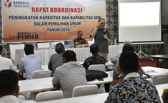 BAWASLU MELAWI MENGADAKAN RAPAT KOORDINASI PENINGKATAN KAPASITAS DAN KAPABILITAS SDM DALAM PEMILU 2019