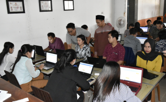 PELAKSANAAN TES SOCRATIVE PPNPNS DI BAWASLU KABUPATEN MELAWI