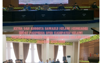 Ketua dan Anggota Bawaslu Menghadiri Rapat Paripurna