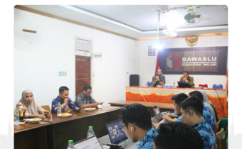 Bawaslu Kabupaten Melawi Gelar Rapat Internal penguatan kapasitas SDM Bahas Teknik Penulisan Keterangan Tertulis dalam Perselisihan Hasil Pemilu di Mahkamah Konstitusi Republik Indonesia